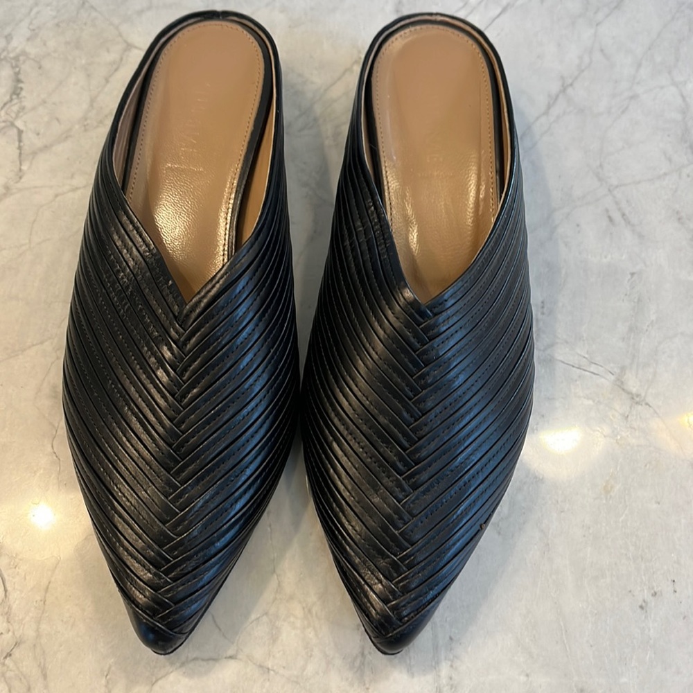 New Alumnae mules size 37